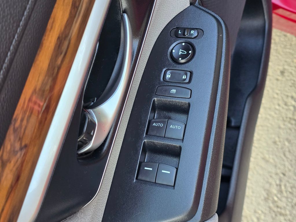 Used 2021 Honda CR-V EX image 15