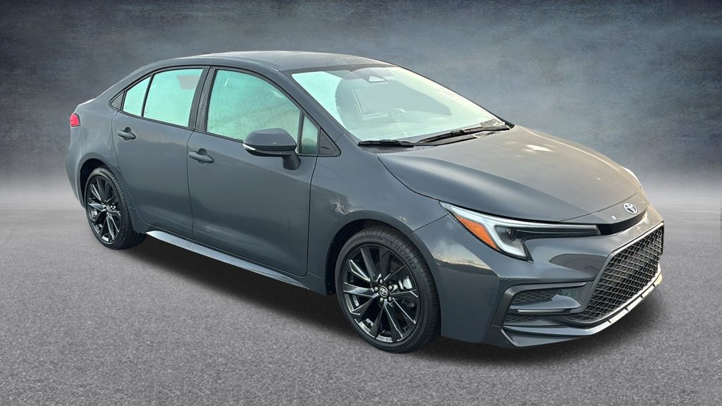 Used 2025 Toyota Corolla SE FWD image 2