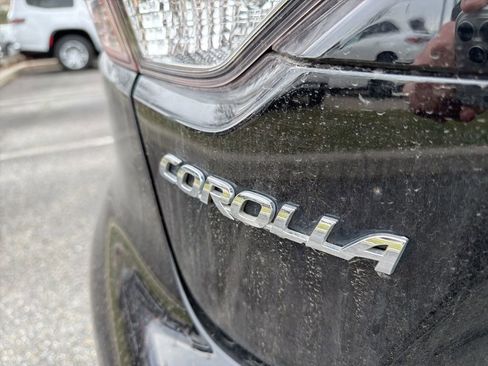 Used 2024 Toyota Corolla LE image 22