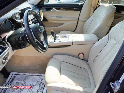 Used 2016 BMW 750i xDrive AWD/4WD image 16
