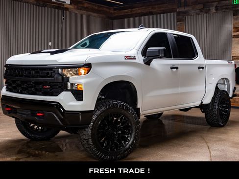 Used 2024 Chevrolet Silverado 1500 Custom Trail Boss AWD/4WD image 5
