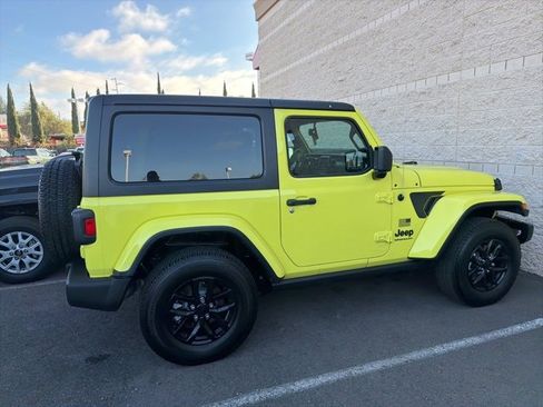 Used 2023 Jeep Wrangler Sport S image 7