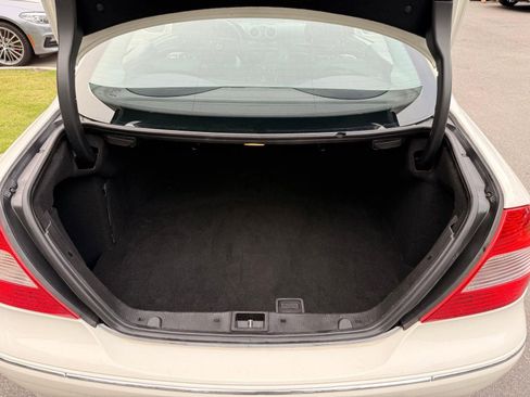 Used 2008 Mercedes-Benz CLK 350 Coupe image 10