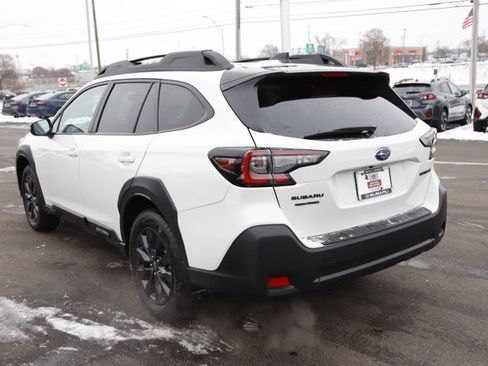 Certified 2025 Subaru Outback Onyx Edition image 7