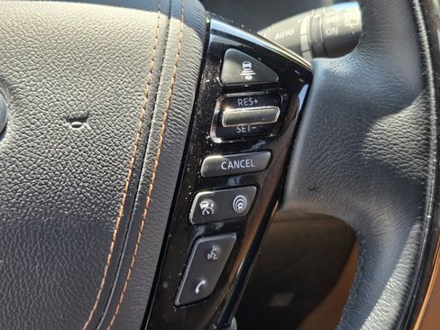 Used 2024 INFINITI QX80 Sensory image 26