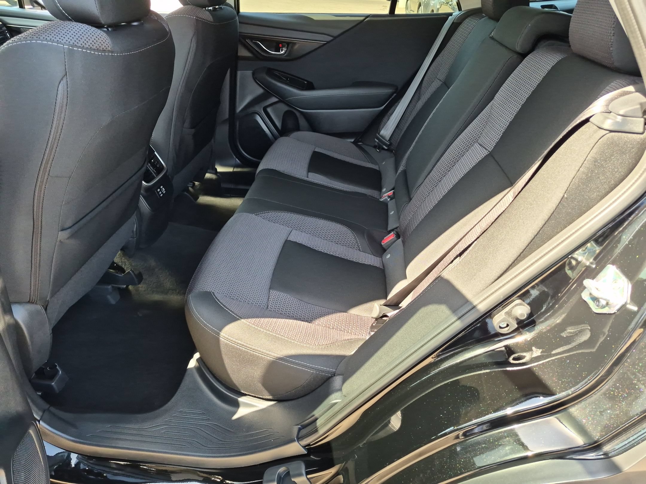 Certified 2025 Subaru Outback Premium AWD/4WD image 16