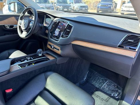 Used 2023 Volvo XC90 B6 Plus w/ Protection Package Premier AWD/4WD image 26