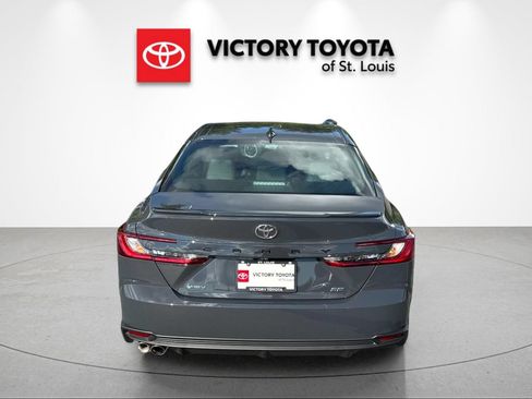 Used 2026 Toyota Camry SE FWD image 4