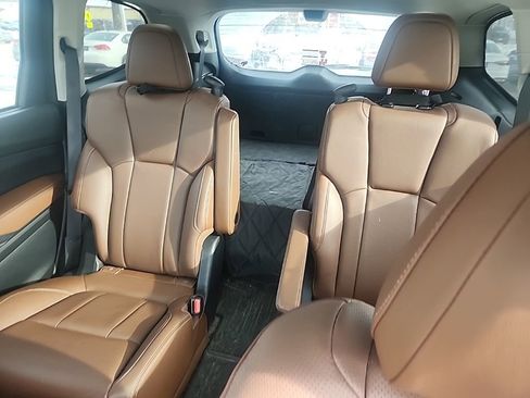 Used 2019 Subaru Ascent Touring w/ Popular Package #2A image 15