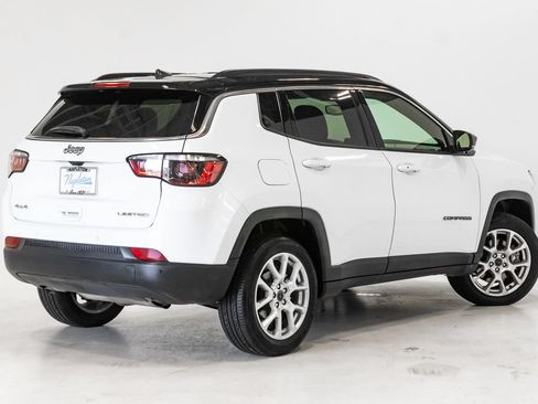 Certified 2025 Jeep Compass Limited AWD/4WD image 31