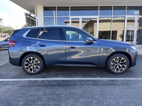 New 2026 BMW X3 xDrive30 w/ Premium Package image 2