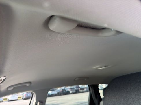 Used 2022 Hyundai Santa Fe SEL image 11