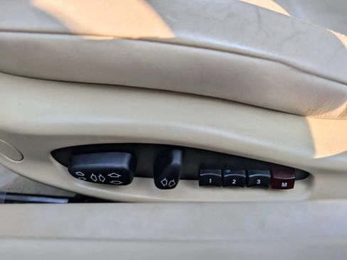 Used 2008 BMW Z4 3.0i RWD image 15