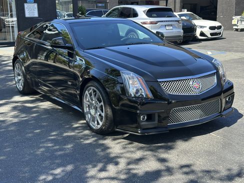 Used 2013 Cadillac CTS V Coupe RWD image 6