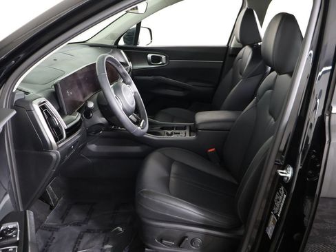 Used 2025 Kia Sorento S AWD/4WD image 29