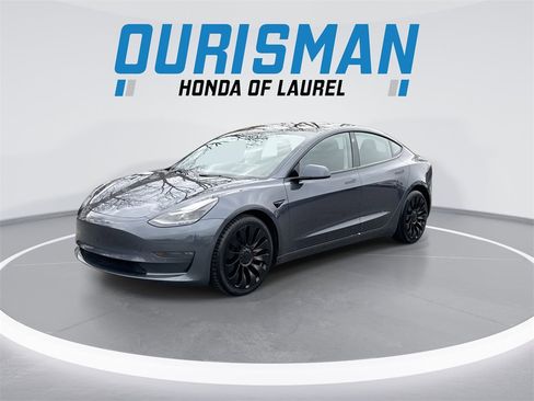 Used 2022 Tesla Model 3 Performance image 4