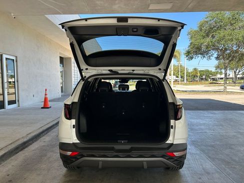 Used 2022 Hyundai Tucson Limited w/ Cargo Package FWD image 26