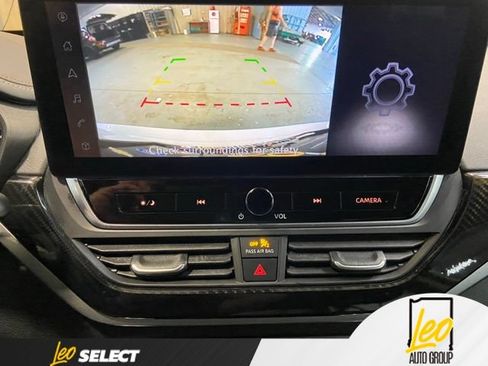 Used 2024 Nissan Altima 2.5 SR w/ SR Premium Package FWD image 16