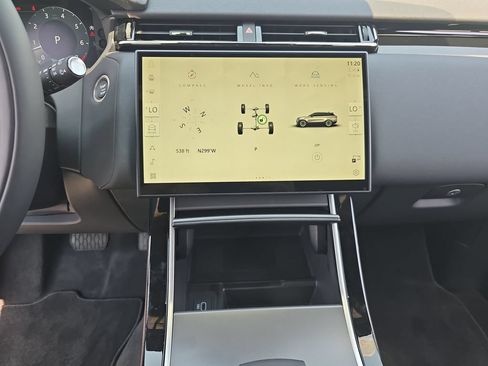 New 2026 Land Rover Range Rover Velar S AWD/4WD image 20