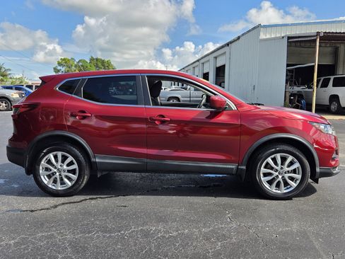 Used 2021 Nissan Rogue Sport S FWD image 6