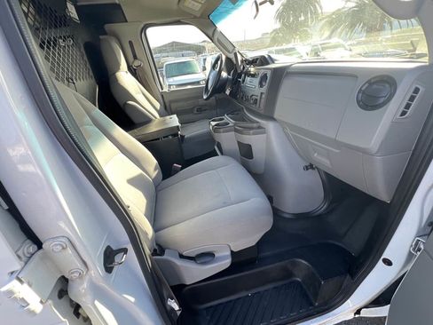 Used 2014 Ford E-150 and Econoline 150 w/ Power Group image 14