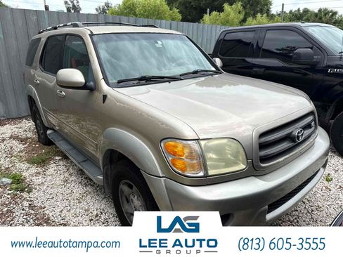 Used 2002 Toyota Sequoia SR5 AWD/4WD image 4