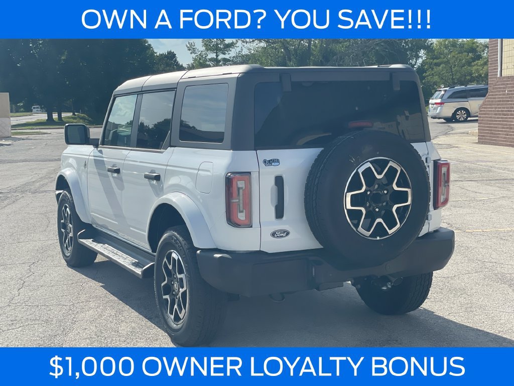 New 2026 Ford Bronco Outer Banks AWD/4WD image 3