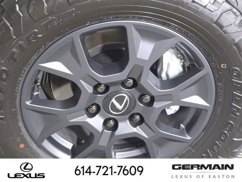 Certified 2026 Lexus GX 550 AWD/4WD image 12