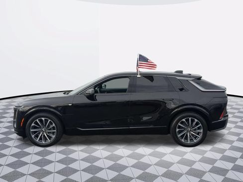 Certified 2024 Cadillac Lyriq Sport AWD/4WD image 4
