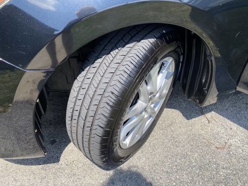 Used 2014 MAZDA MAZDA3 i Touring image 16