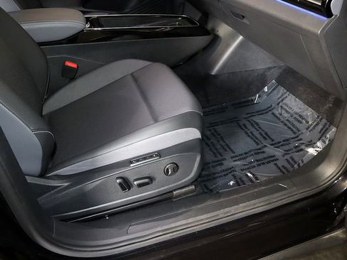 Used 2023 Volkswagen ID.4 Pro S image 35