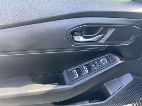 Used 2023 Honda Accord EX image 19