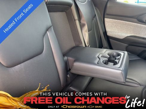 Used 2023 Jeep Compass Latitude image 19