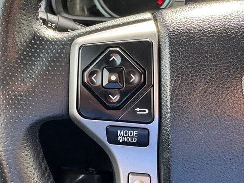 Used 2015 Toyota 4Runner SR5 image 21