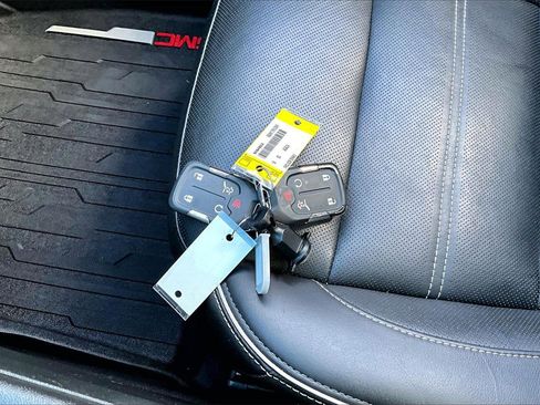 Used 2019 GMC Acadia Denali w/ Technology Package image 32