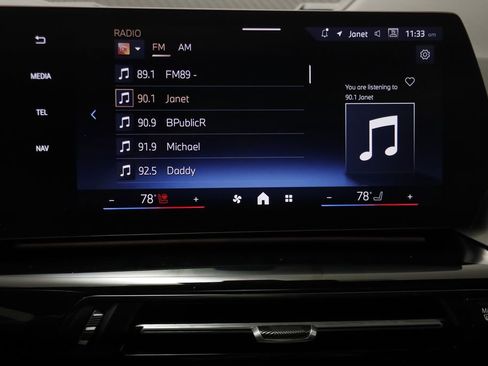 Certified 2025 BMW X1 xDrive28i w/ Premium Package image 8