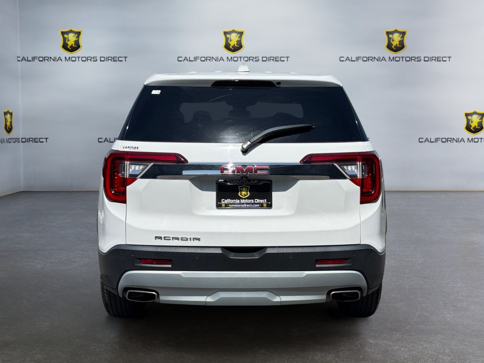 Used 2022 GMC Acadia SLE FWD image 4