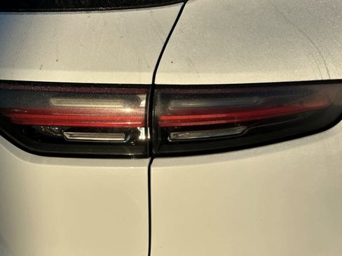 Used 2021 Porsche Cayenne Turbo image 15