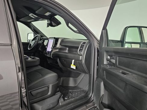 New 2026 RAM 2500 Tradesman AWD/4WD image 37