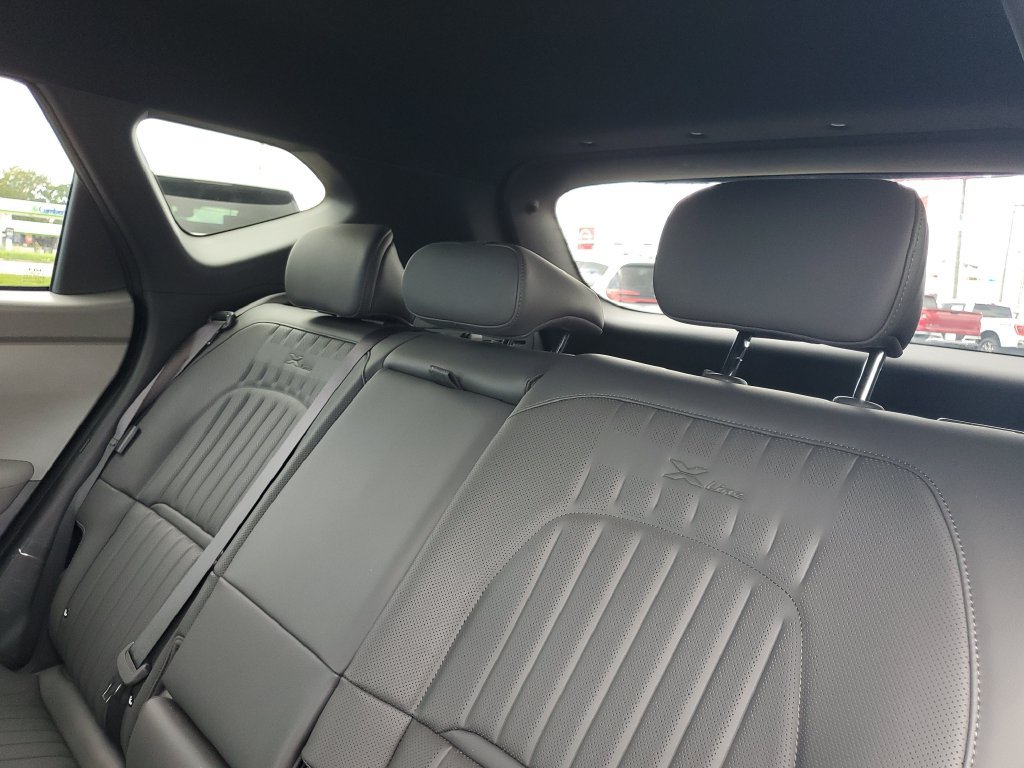 Used 2027 Kia Seltos X-Line S AWD/4WD image 23