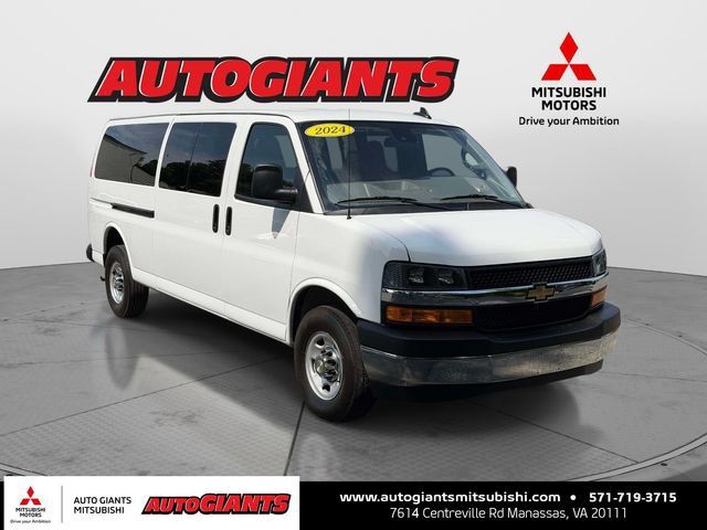 Used 2024 Chevrolet Express 3500 LT w/ LT Preferred Equipment Group RWD image 1