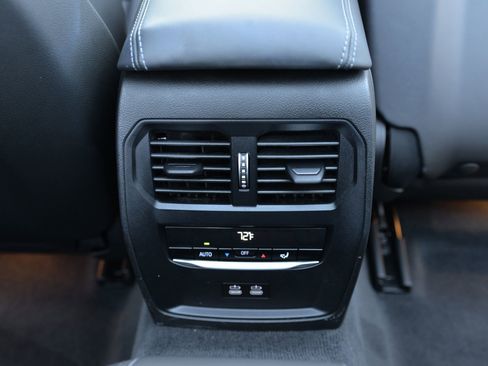 Used 2022 BMW M4 xDrive Competition image 22