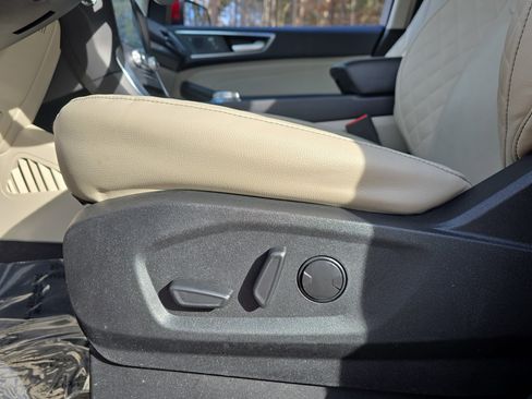 Used 2023 Ford Edge Titanium w/ Equipment Group 301A image 28