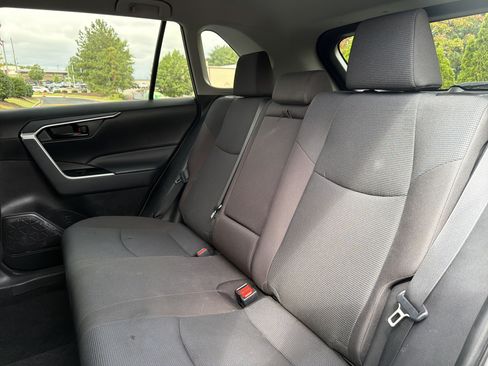 Used 2023 Toyota RAV4 LE FWD image 8