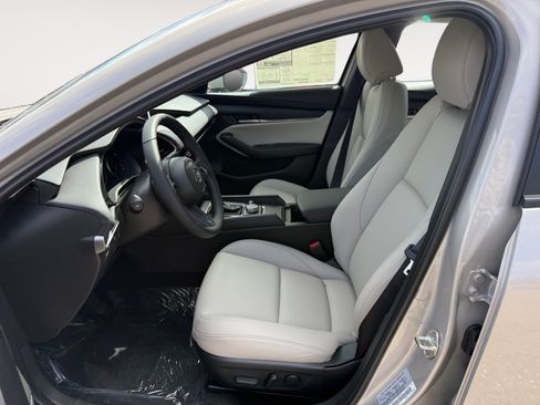 New 2026 MAZDA MAZDA3 2.5 S Sedan w/ Preferred Pkg FWD image 10