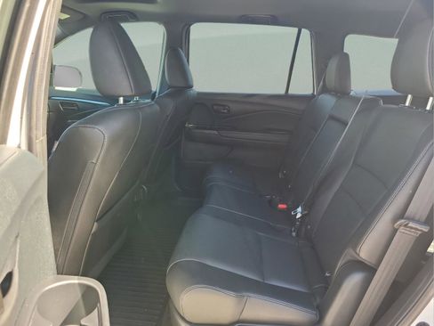 Certified 2023 Honda Passport EX-L image 17