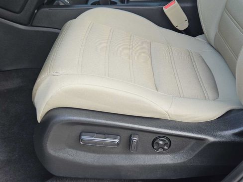 Certified 2018 Honda CR-V EX image 23