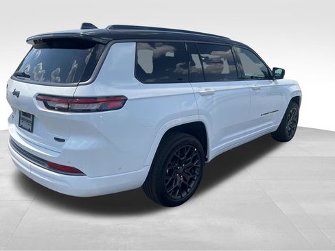 New 2026 Jeep Grand Cherokee L Summit w/ Obsidian Package AWD/4WD image 5