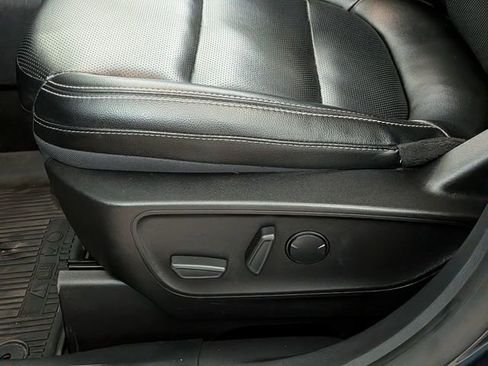 Certified 2022 Ford Escape SEL image 13