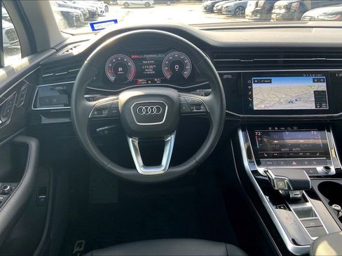 Used 2022 Audi Q7 2.0T Premium w/ Convenience Package image 5
